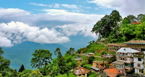 Explore Snowy Mountains & Scenic Viewpoints